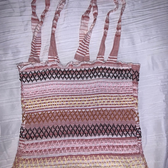 Tank - Picture 2 of 4